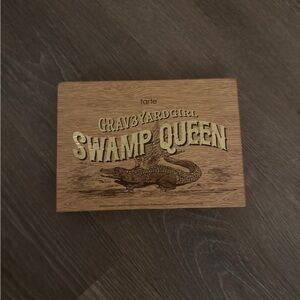 New grav3yardgirl x tarte swamp queen palette